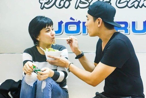 Cát Phượng, Việt Hương có chồng trẻ đẹp, nhìn nhan sắc ông xã nhiều năm không lộ của Vân Dung mới ngạc nhiên