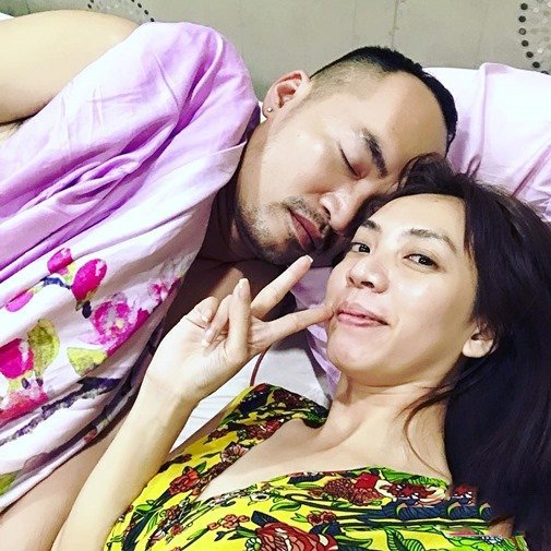 Cát Phượng, Việt Hương có chồng trẻ đẹp, nhìn nhan sắc ông xã nhiều năm không lộ của Vân Dung mới ngạc nhiên