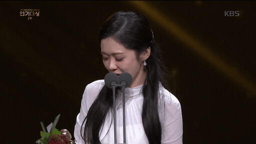 Cư dân mạng Hàn mừng rỡ khi ‘gái ế’ Jang Na Ra cuối cùng đã tìm được ‘chồng’, hóa ra chính là…