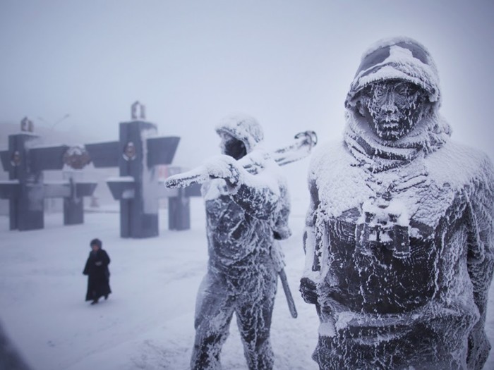 Cận cảnh ngôi làng lạnh nhất thế giới khoảng -50 độ C, vừa đạt nhiệt độ thấp gần mức kỷ lục