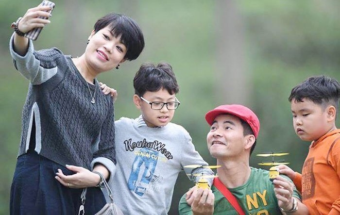 Sau 17 năm, dàn danh hài ‘Gặp nhau cuối tuần’ ngày ấy bây giờ: Người rời xa trần thế, người lận đận tình duyên