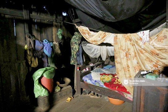 Thăm nhà H’Hen Niê đã nghẹn ngào rồi, về Thanh Hóa tìm gia đình Hoàng Thùy cũng thật bất ngờ