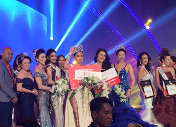 Từng chê Lê Âu Ngân Anh không xứng đáng làm HH, đến lúc đọ sắc cùng nhau thì Đặng Thu Thảo phải hối hận