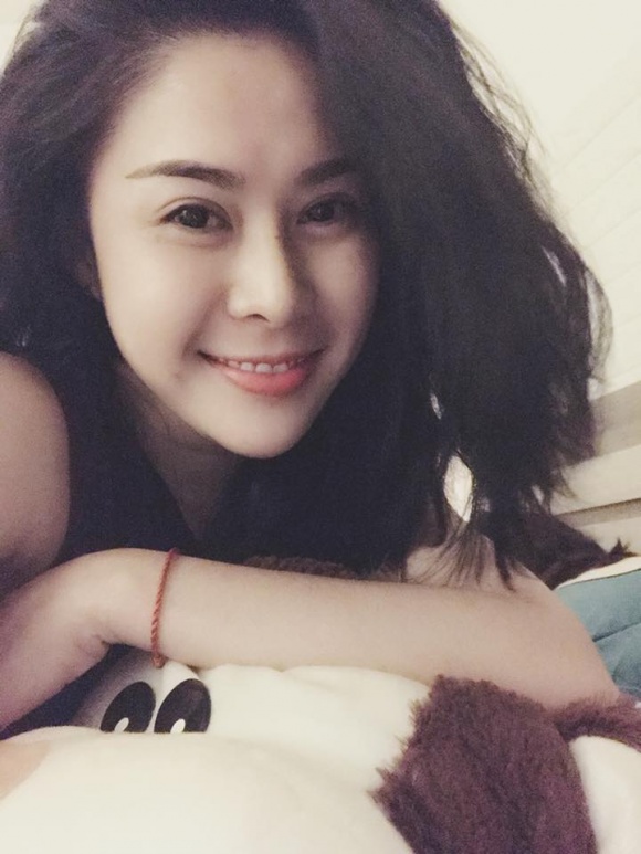 Không quay lại với vợ cũ, bé An ‘Đất phương Nam’ công khai bạn gái mới quá xinh đẹp