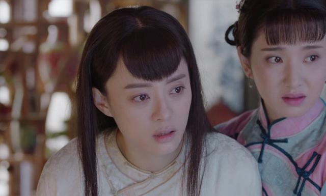 Lặn xuống hồ sâu 50 mét ông bắt gặp cảnh tượng tàn nhẫn: 10 bộ hài cốt phụ nữ nhà Thanh bị xích sắt quấn chặt