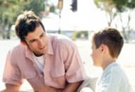 Giúp cha mẹ dạy con hình thành tư duy phản biện