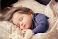 Trẻ ngủ đúng cách giúp ngăn ngừa nguy cơ ung thư khi trưởng thành