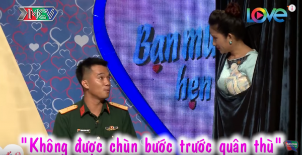 Bạn muốn hẹn hò: Cô gái xinh đẹp nói một cậu chàng thiếu úy ‘sợ ma và động vật có vú’ cúi gằm mặt