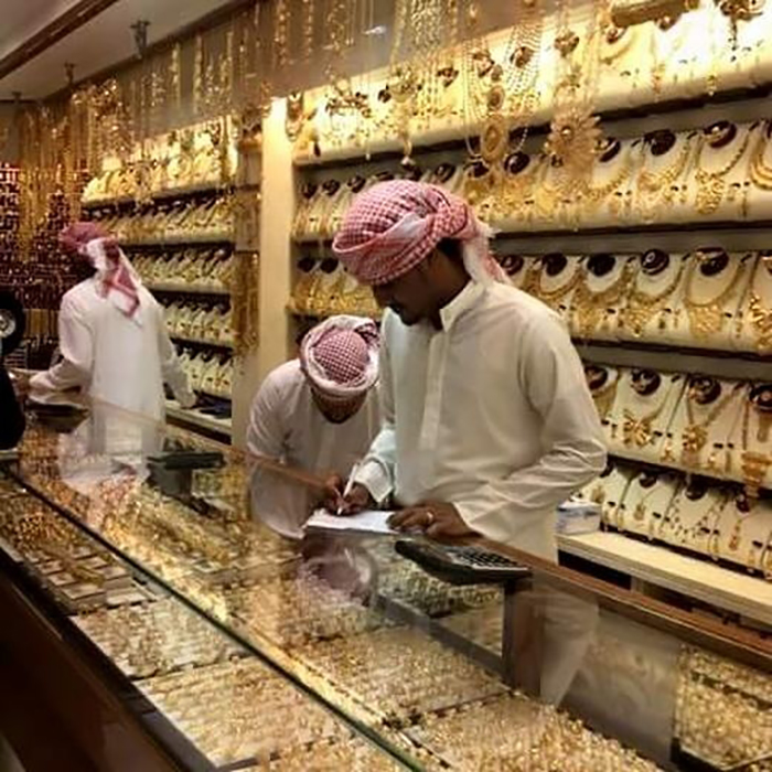 ‘Hoa mắt’ trước độ xa xỉ không tưởng của tiệm vàng tại Dubai, khách du lịch đến hầu như chỉ để… ngắm