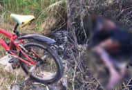 Tình tiết kinh hoàng vụ thi thể cháy đen ở khu tái định cư: Nạn nhân mắt trái mở to, mắt phải nhắm