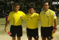 Đuổi cầu thủ khỏi sân, trọng tài bị đánh chết