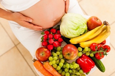Bổ sung vitamin A cho bà mẹ mang thai lợi ít hại nhiều