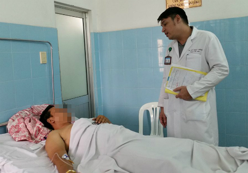 Đường dây nóng cấp cứu chấn thương niệu đạo đầu tiên ở Sài Gòn