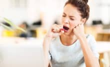 5 dấu hiệu cảnh báo cơ thể đang bị thiếu ngủ nghiêm trọng