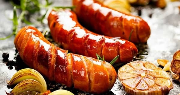 7 Thói quen ăn uống gây già nhanh sau tuổi 40 cần bỏ