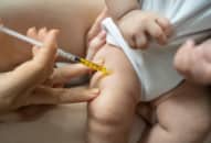 <strong>8 loại vacxin quan trọng cho trẻ dưới 1 tuổi</strong>