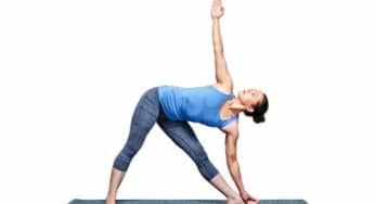 3 động tác yoga vui khỏe mùa cuối năm