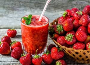 Bật mí 5 loại quả màu đỏ cực tốt cho tim mạch