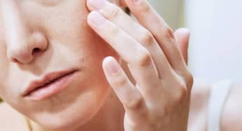 Bật mí cách chọn sữa rửa mặt cho da khô