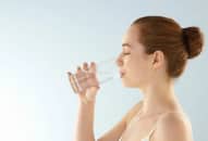 Bí mật của làn da không tuổi: 7 thói quen giúp giảm nếp nhăn trên da