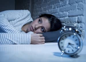 Cải thiện giấc ngủ nhờ phương pháp bấm huyệt