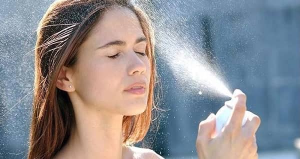 Càng xịt khoáng càng khô da: 3 sai lầm phá hỏng hàng rào ẩm