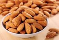 Giảm rụng tóc, hỗ trợ tóc mọc đừng bỏ qua 5 loại hạt giàu vi chất này