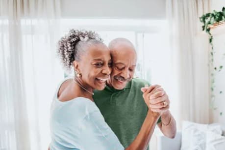 Hôn nhân có thể mang lại lợi ích bất ngờ - giảm nguy cơ ung thư