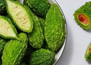 Nắng nóng đỉnh điểm: 5 thực phẩm giải nhiệt cho người trung niên