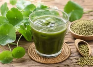 Nước rau má đậu xanh: Nên uống bao nhiêu là đủ?