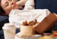 Thói quen xấu sau bữa ăn làm tăng nguy cơ nhồi máu não