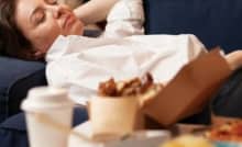 Thói quen xấu sau bữa ăn làm tăng nguy cơ nhồi máu não
