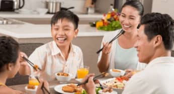 Tướng ăn quan trọng hơn tướng mặt, hiểu tính cách một người qua cách họ ăn