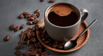 Uống cà phê không ăn sáng có hại như nào tới sức khỏe