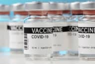 Những nhóm đối tượng nào được tiêm vắc xin phòng COVID-19 tại Việt Nam?
