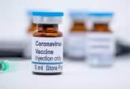 Vấn đề các nhà khoa học quan tâm khi thử nghiệm vắc xin phòng virus corona trên người